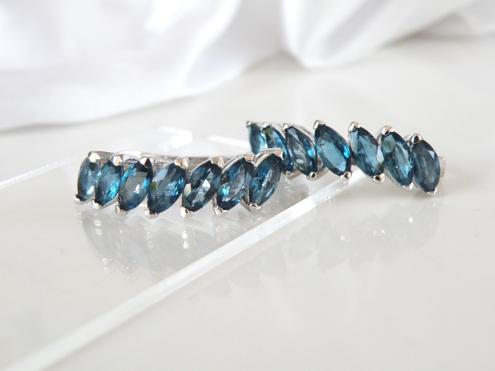 Vintage Sterling Silver 925 Natural Heated London Blue Topaz Dangle Earrings