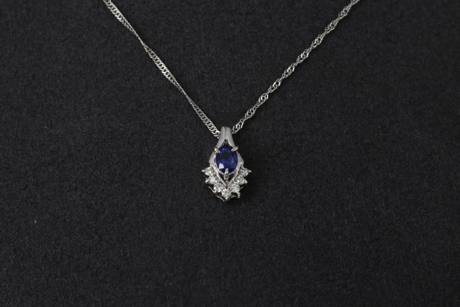 0.35ct Royal Blue Sapphire & 0.07ct Diamond 16 Inch Platinum Necklace, 2.87g