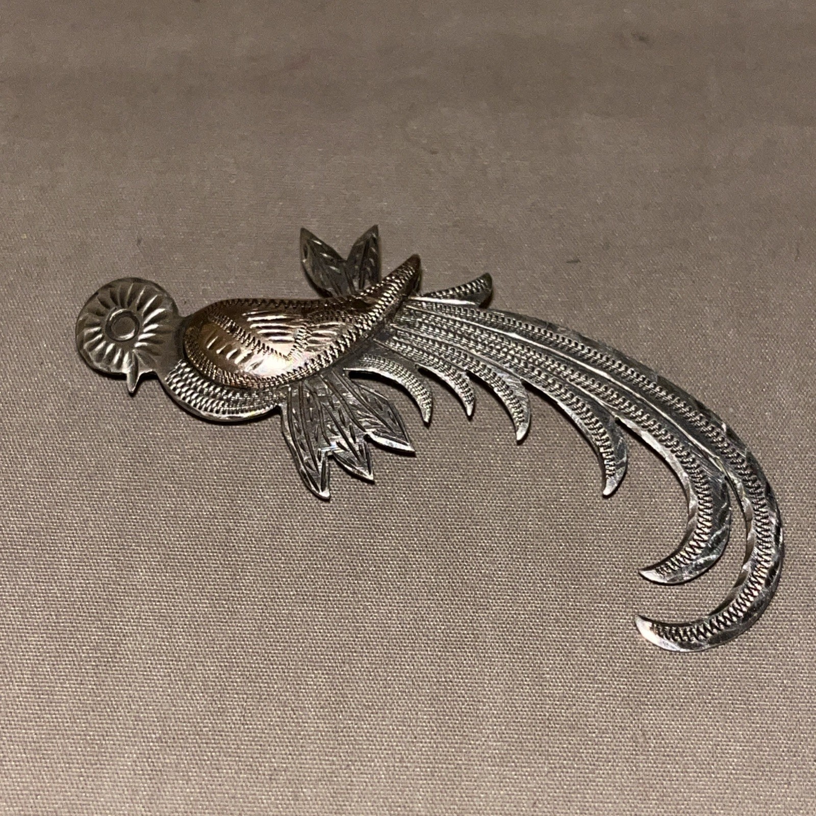 ❤️VTG/ANTIQUE 900 STERLING QUETZAL PARROT BROOCH GOLD WING GUATEMALA