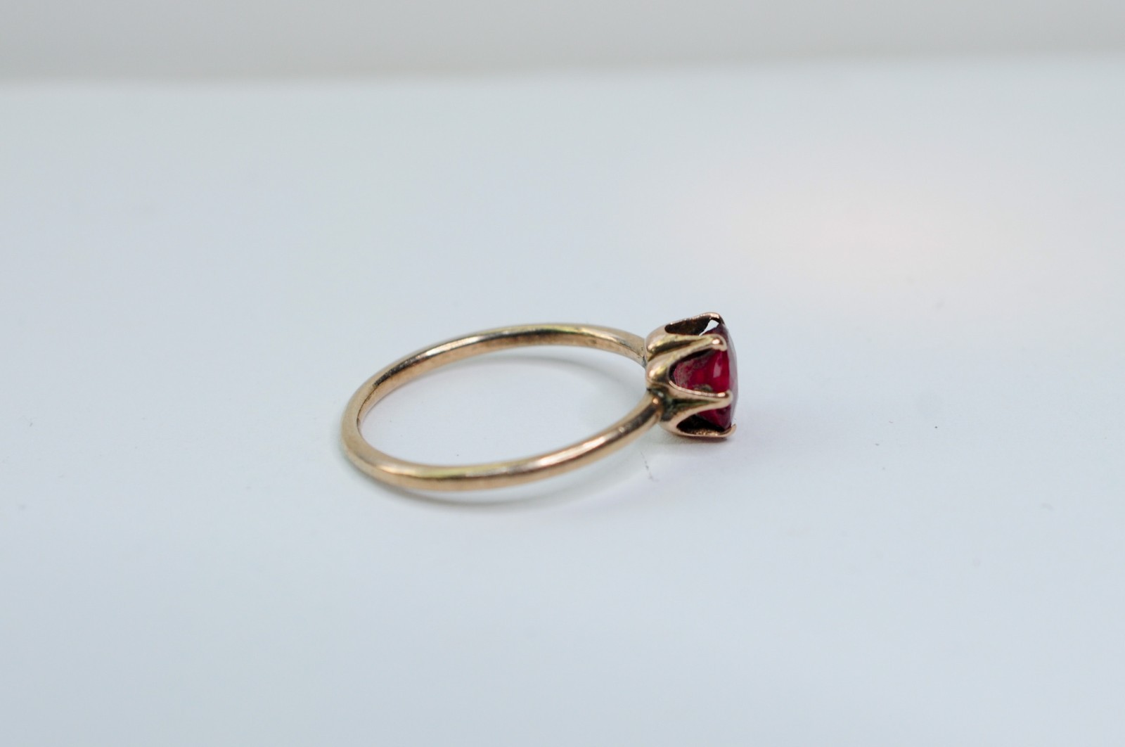 10K Yellow Gold Genuine Garnet Ring Size 6 – 1.52 g