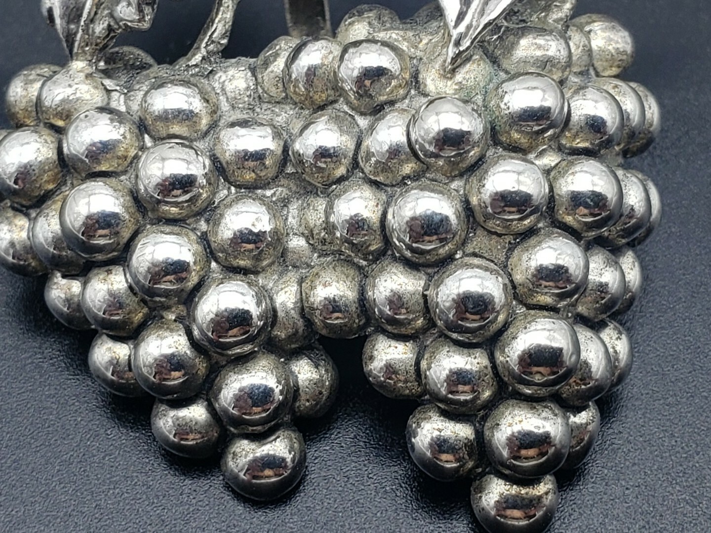 Vintage Double Bunch of Grapes Silver Tone Brooch Signed MJ 2″ x 1.75″