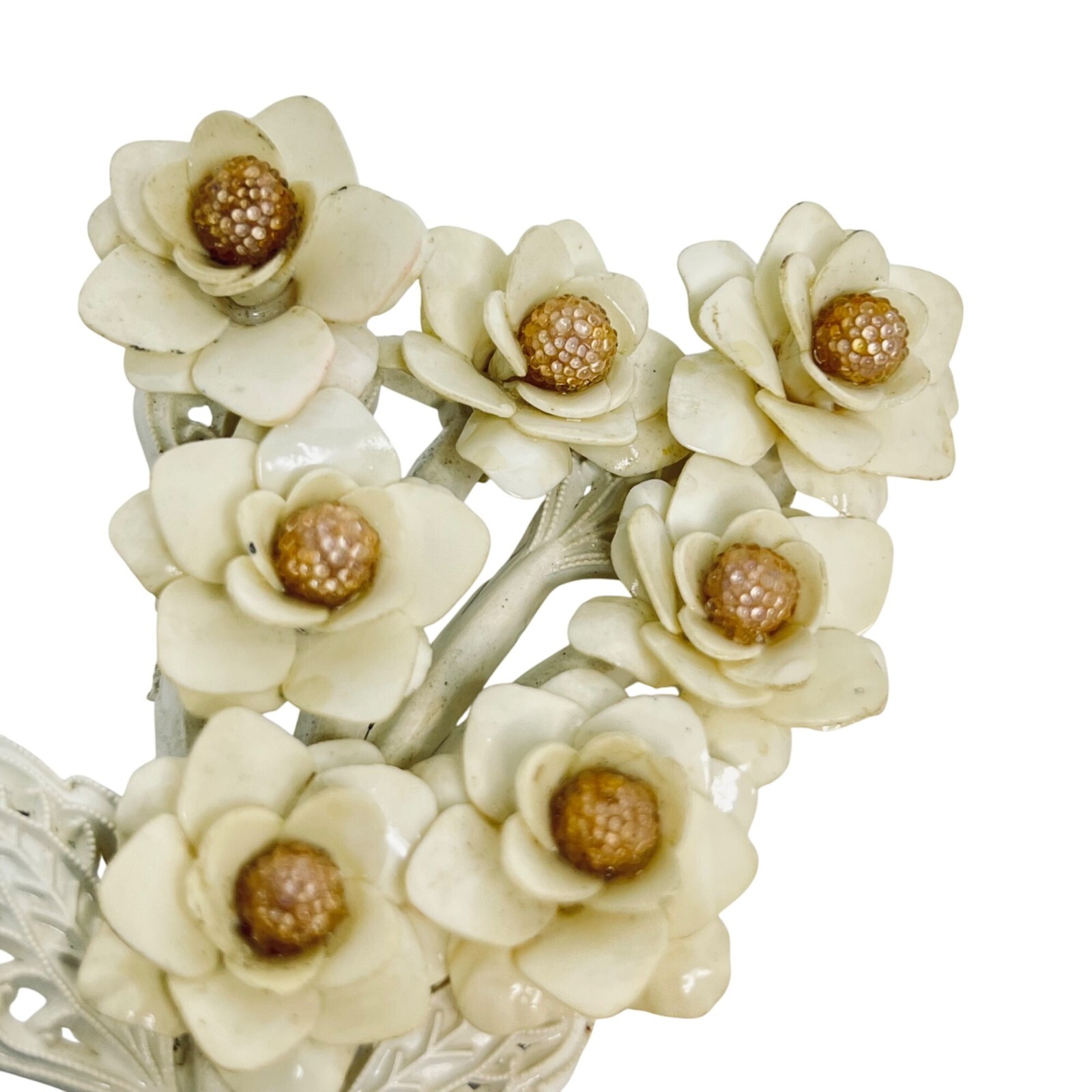 Vintage Pair Of Plastic Flower Brooches With Floral Bouquet & Rose Design (5771)