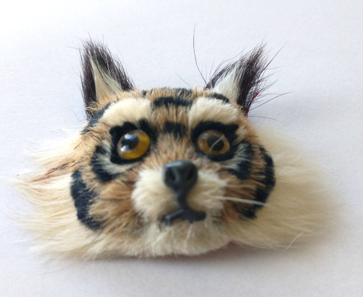 Vintage Real Fur Big Cat/Tiger Face Pin Brooch