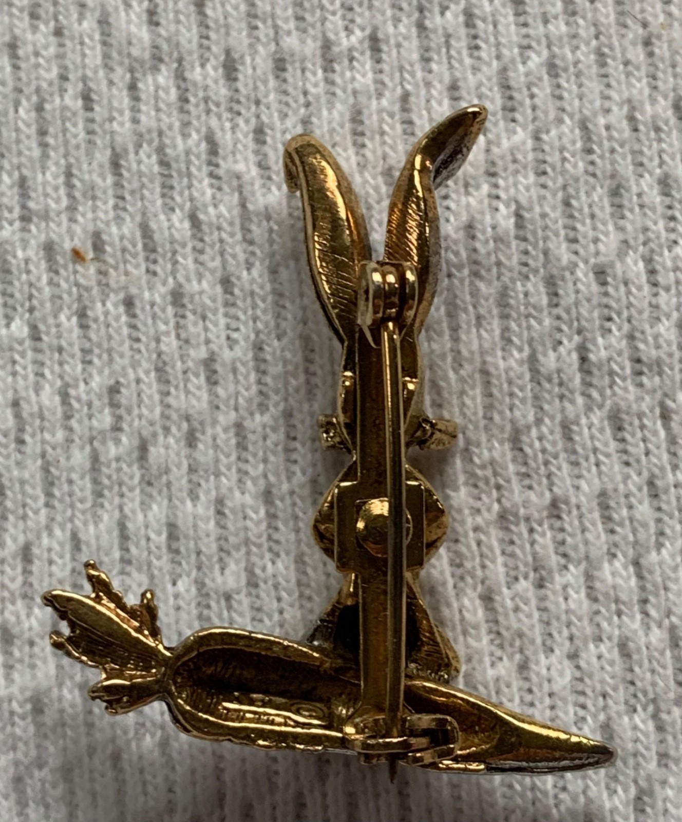 Art-Arthur Pepper.Bunny on Carrot Brooch