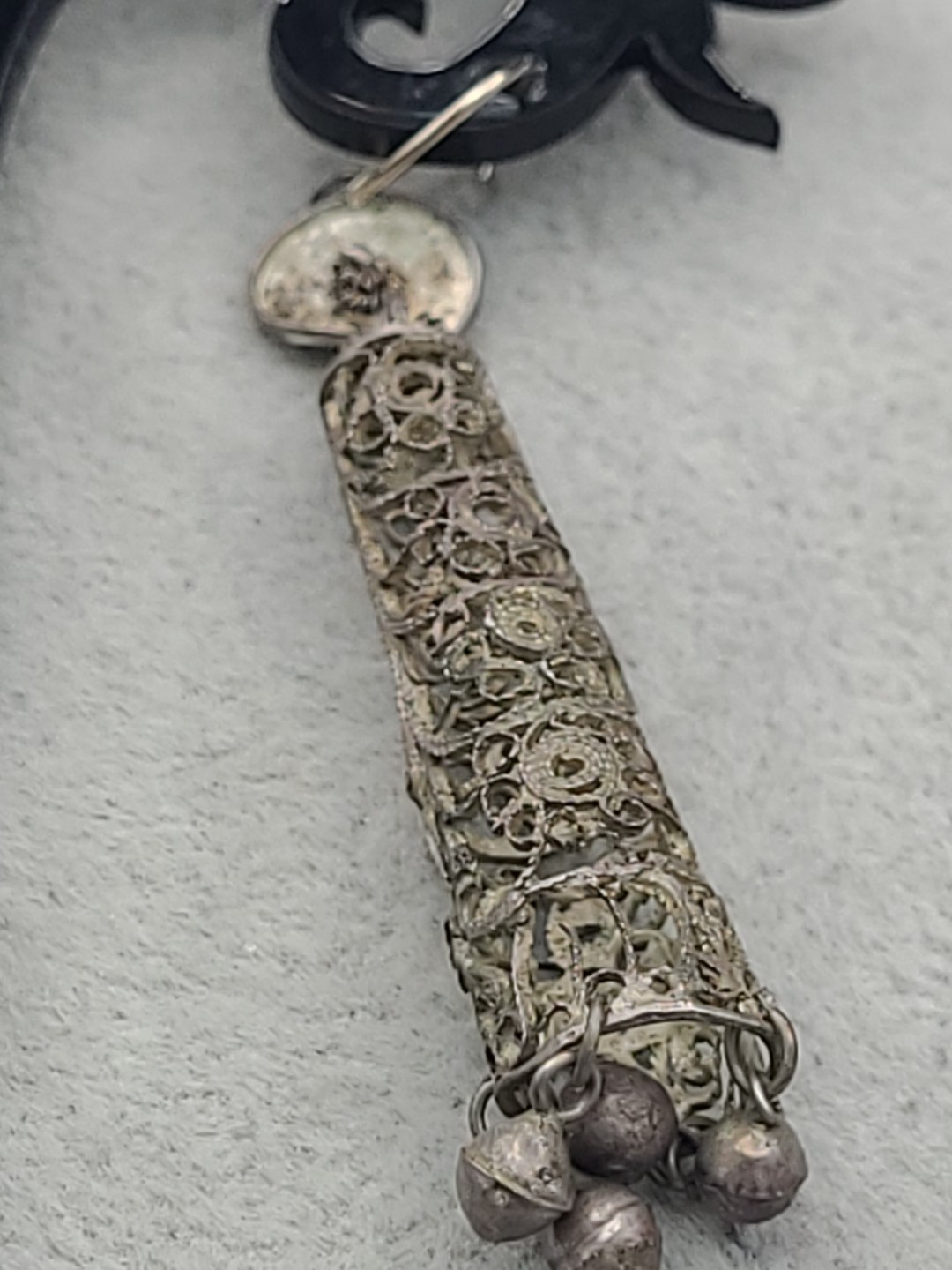Vintage Silver Filigree 2 1/2″ Long Dangle Drop Earrings Very Light Weight
