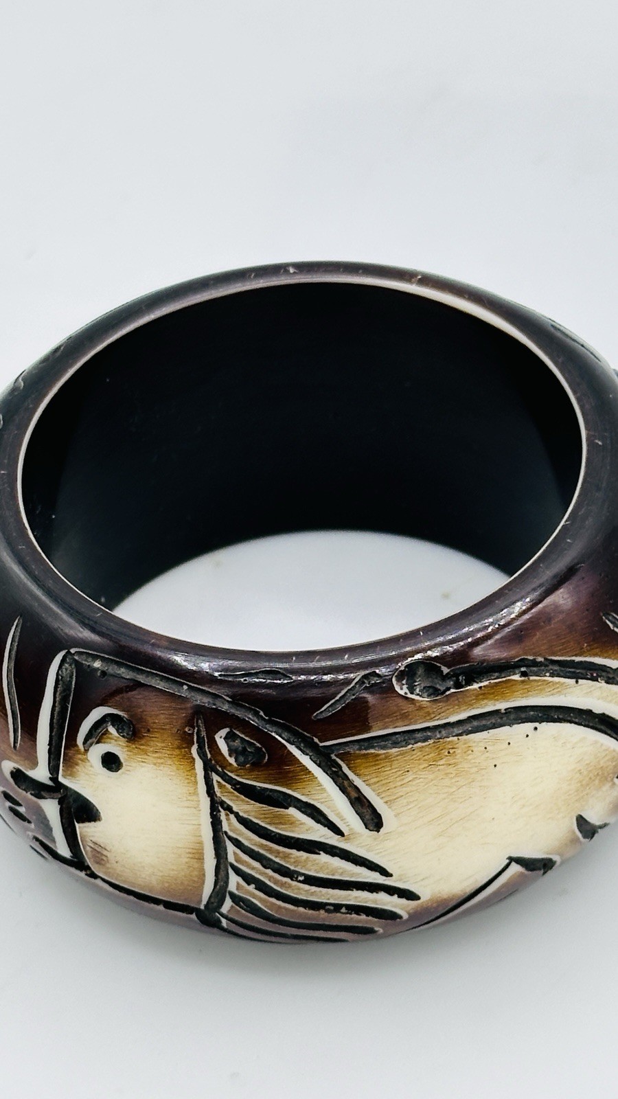 Vintage Wide Carved Bangle Bracelet Tribal Safari Animal Brown Cream Statemen