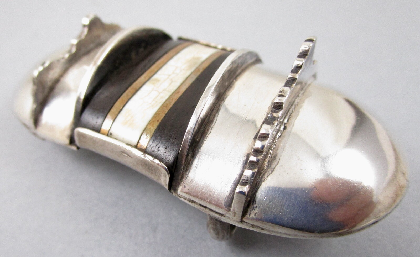 RARE EARLY SHARON JOHNSTON DALLAS STERLING SILVER BRASS WOOD BELT BUCKLE – 44G