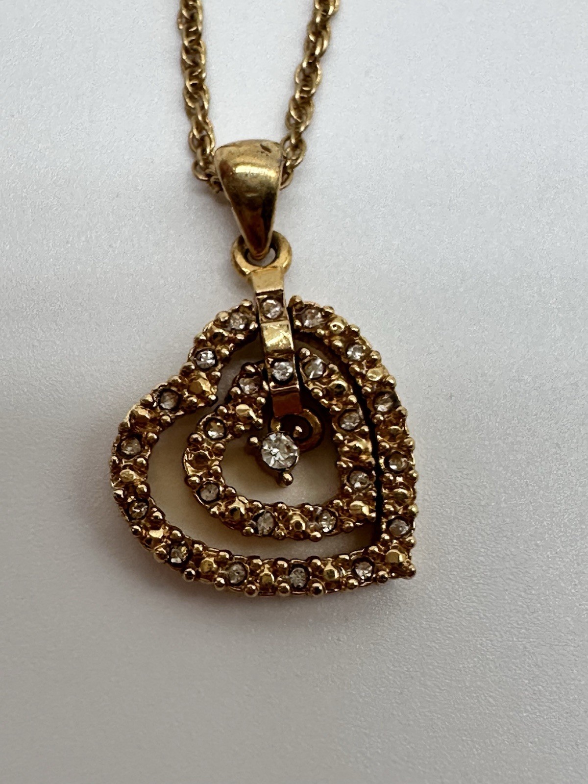 Avon Triple Heart Pendant Gold Tone And CZ Chain Necklace Graduated Open Hearts