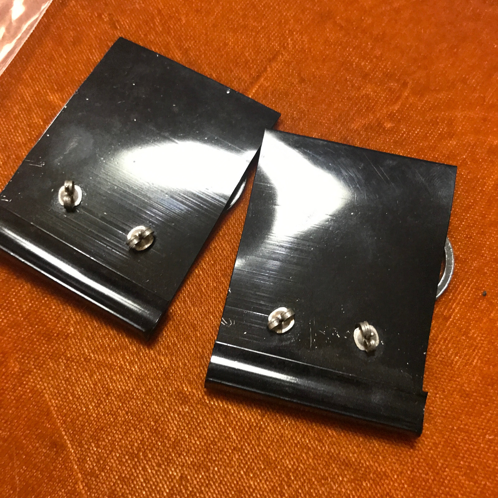 LOT OF 2 VINTAGE PEWTER PATRIOTIC PAUL REVERE EARRINGS 1970’s DANGLE NOS NOI