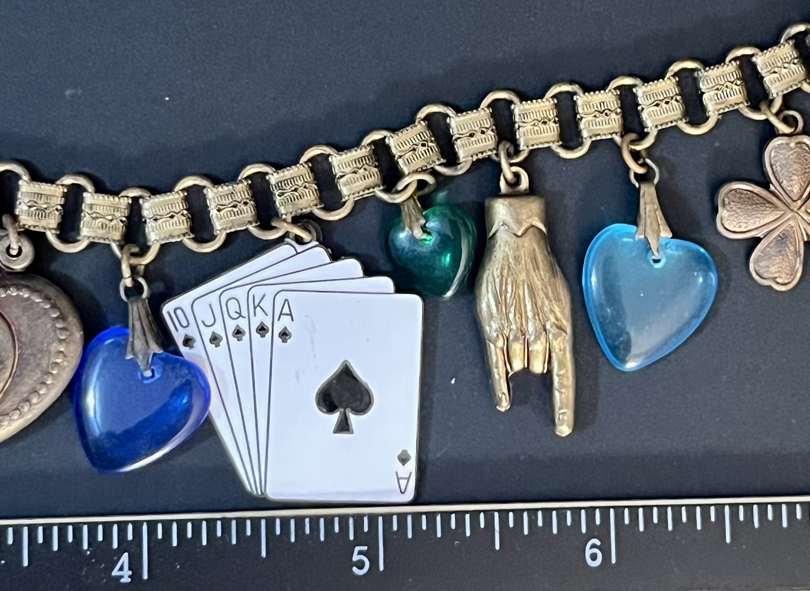 Vintage Charm Bracelet Poker Shamrock Dangles Cards Hearts Glass Works Studio ?