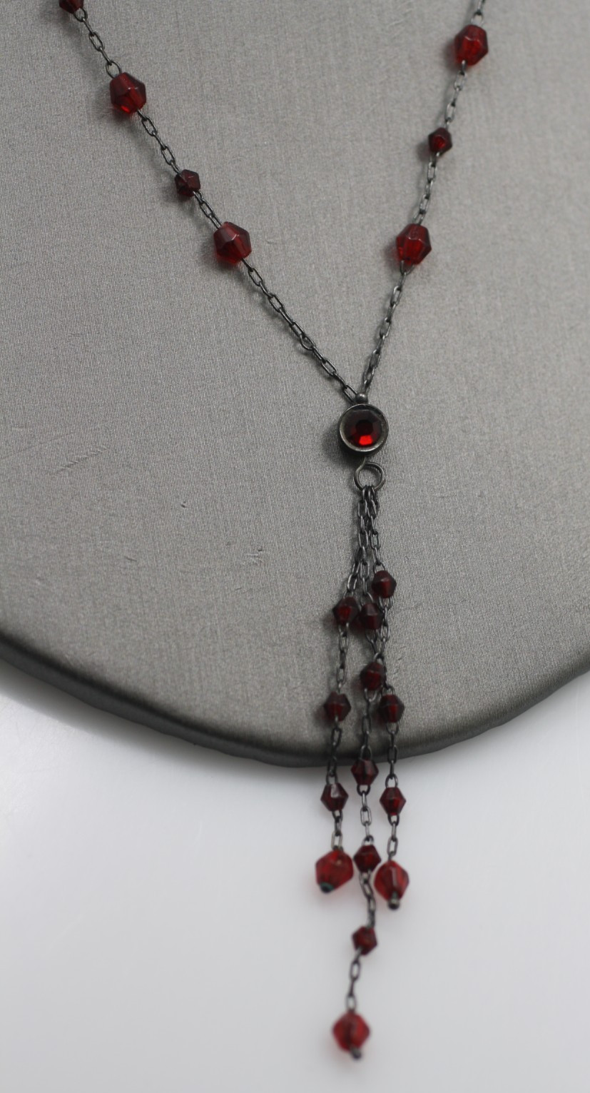 1928 brand gun metal finish red beads delicate chain necklace 15-17″ Y drop