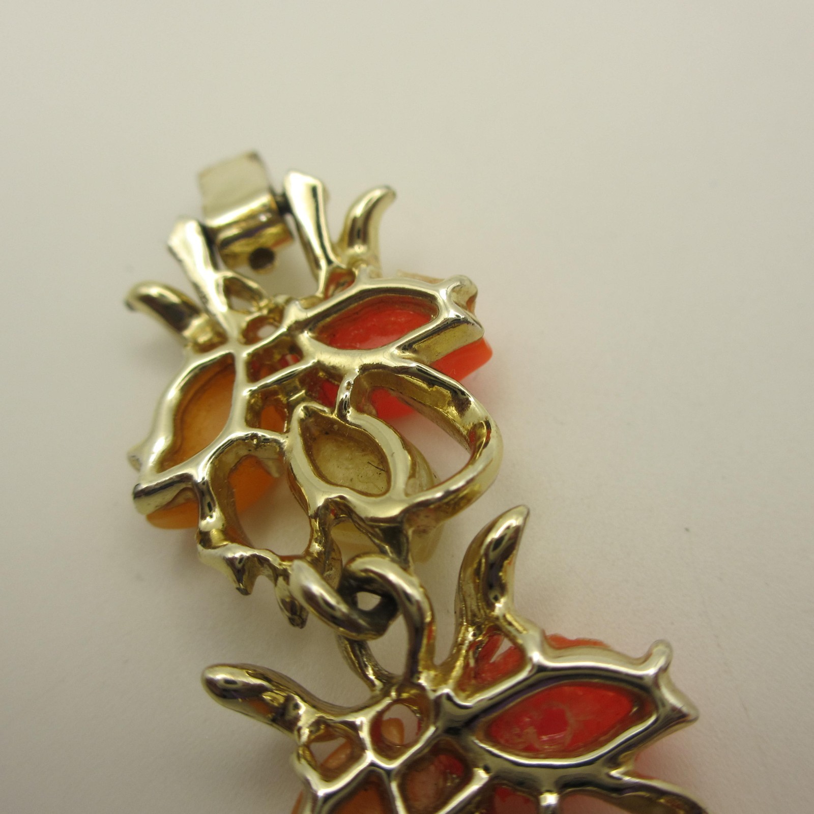 Vintage Thermoset Bracelet Orange Cream Gold Tone