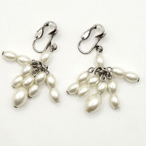 Faux Pearl Drop Dangle Cluster Silver Tone Clip On Fancy Vtg Costume Earrings