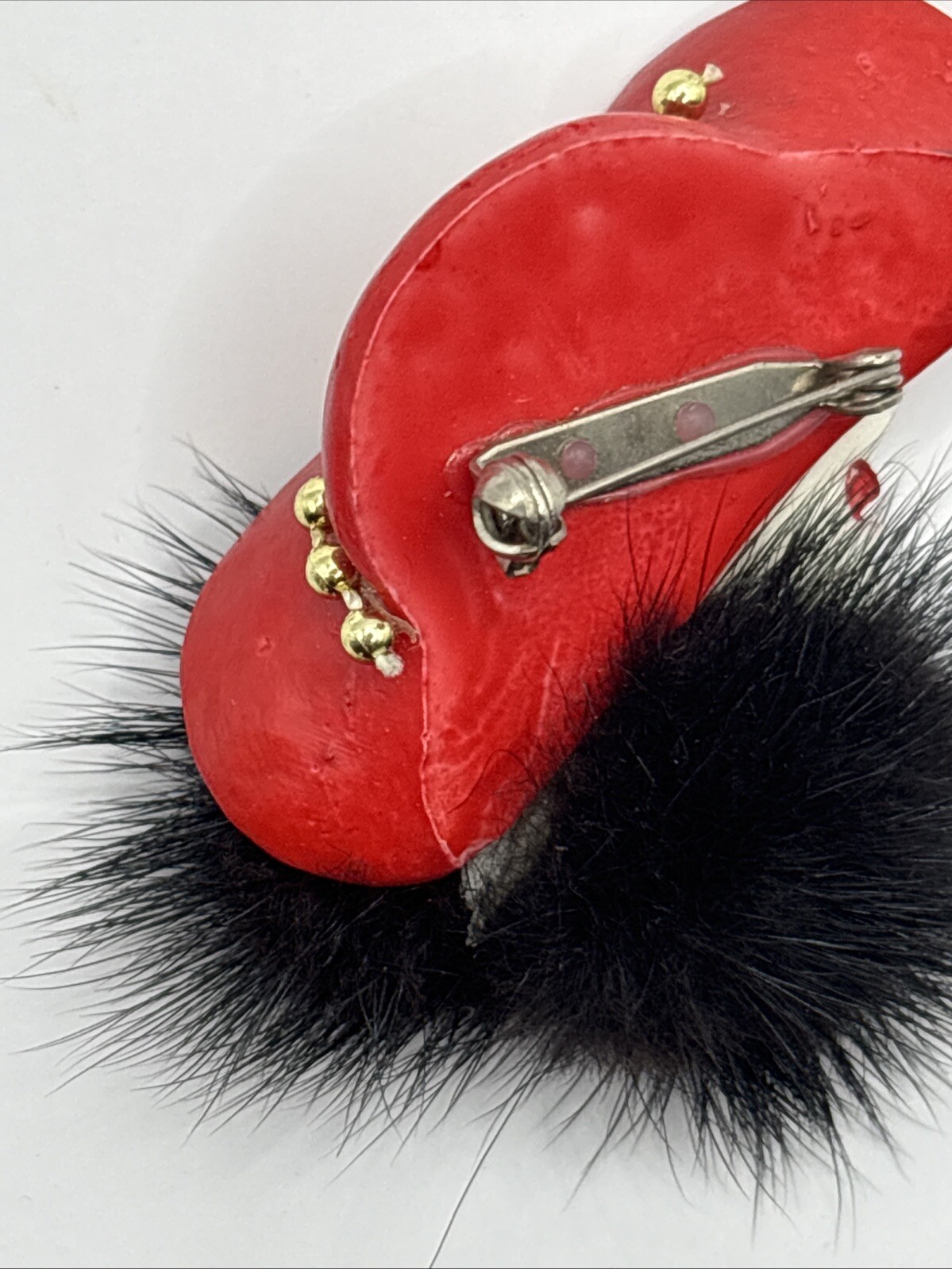 VTG Flapper Pin Brooch Deco Lady Red Gold Hat Fur Collar Hand Ptd Ceramic Gift