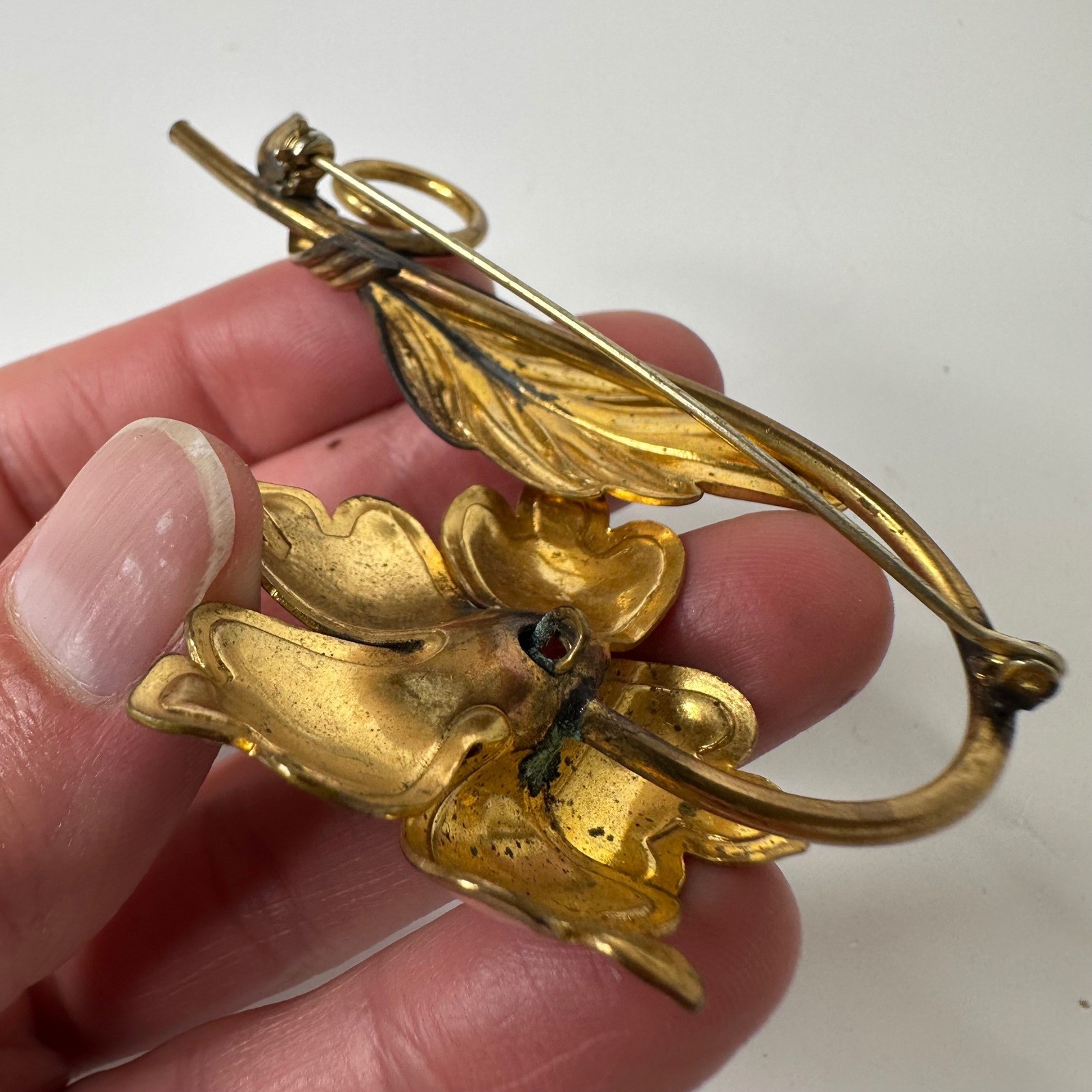 Vintage Pink Enamel Flower Brooch Gold Tone Leaf Blue Bead Pin Spring Romantic