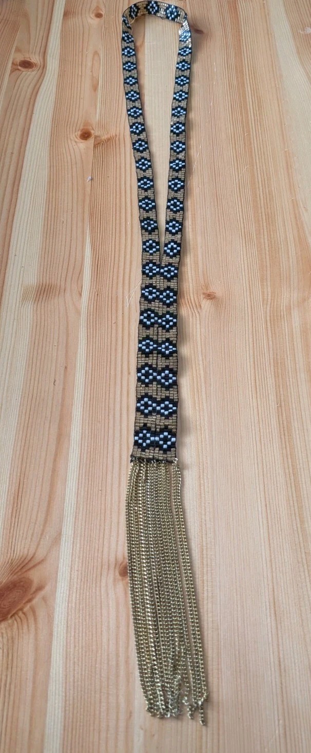 VINTAGE HANDMADE LONG 70’S “Y” DESIGN SEED BEADED W GOLD CHAIN FRINGE NECKLACE