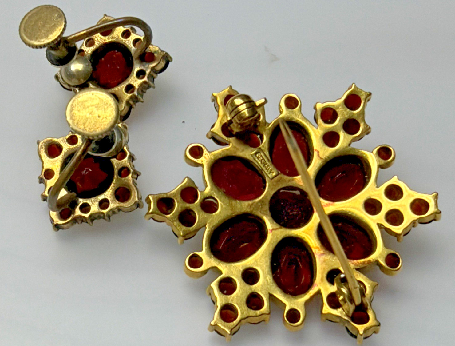 Victorian Red Garnet Star Snowflake Cluster Germany Brooch Pin Screw Earrings