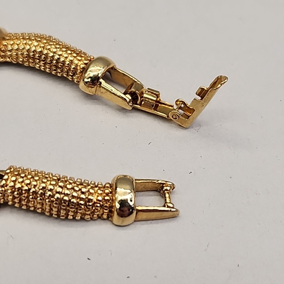 Vintage Avon Necklace Choker Pebbled Gold Tone Links 16.5″