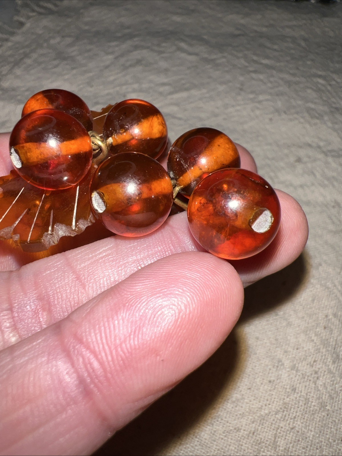 VTG Amber Lucite Grape Cluster Brooch Gold Tone Leaves Mid Century Fruit Jewelry