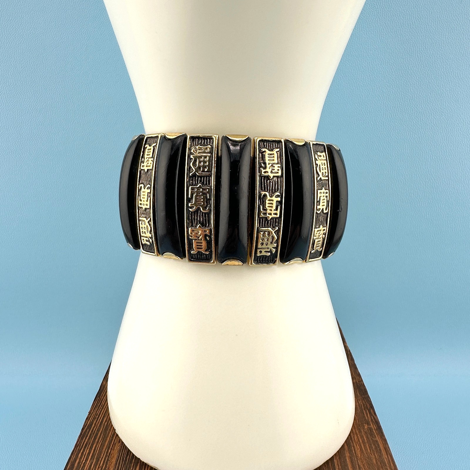 Vintage Bracelet Asian Panel Bar Expandable Stretch Link Gold Tone Black Enamel