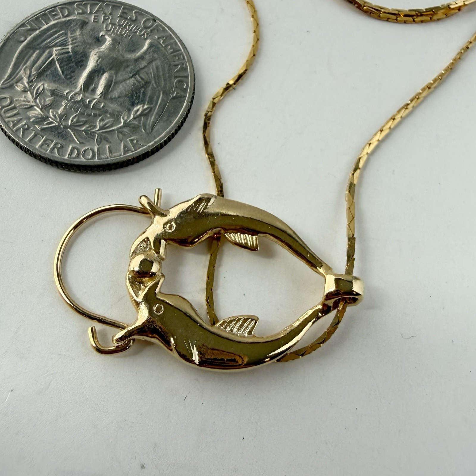 Vintage Double Dolphin Charm Holder Pendant Chain Necklace 18” Goldtone