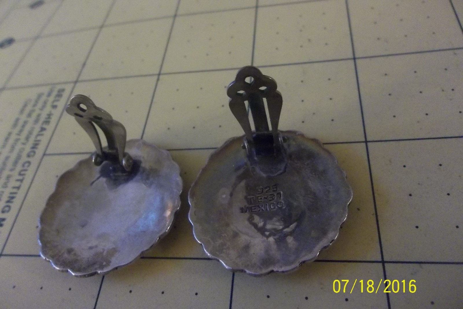 Vintage Sterling Silver Mexico Aztec Mayan Calendar Clip-On Earrings a53