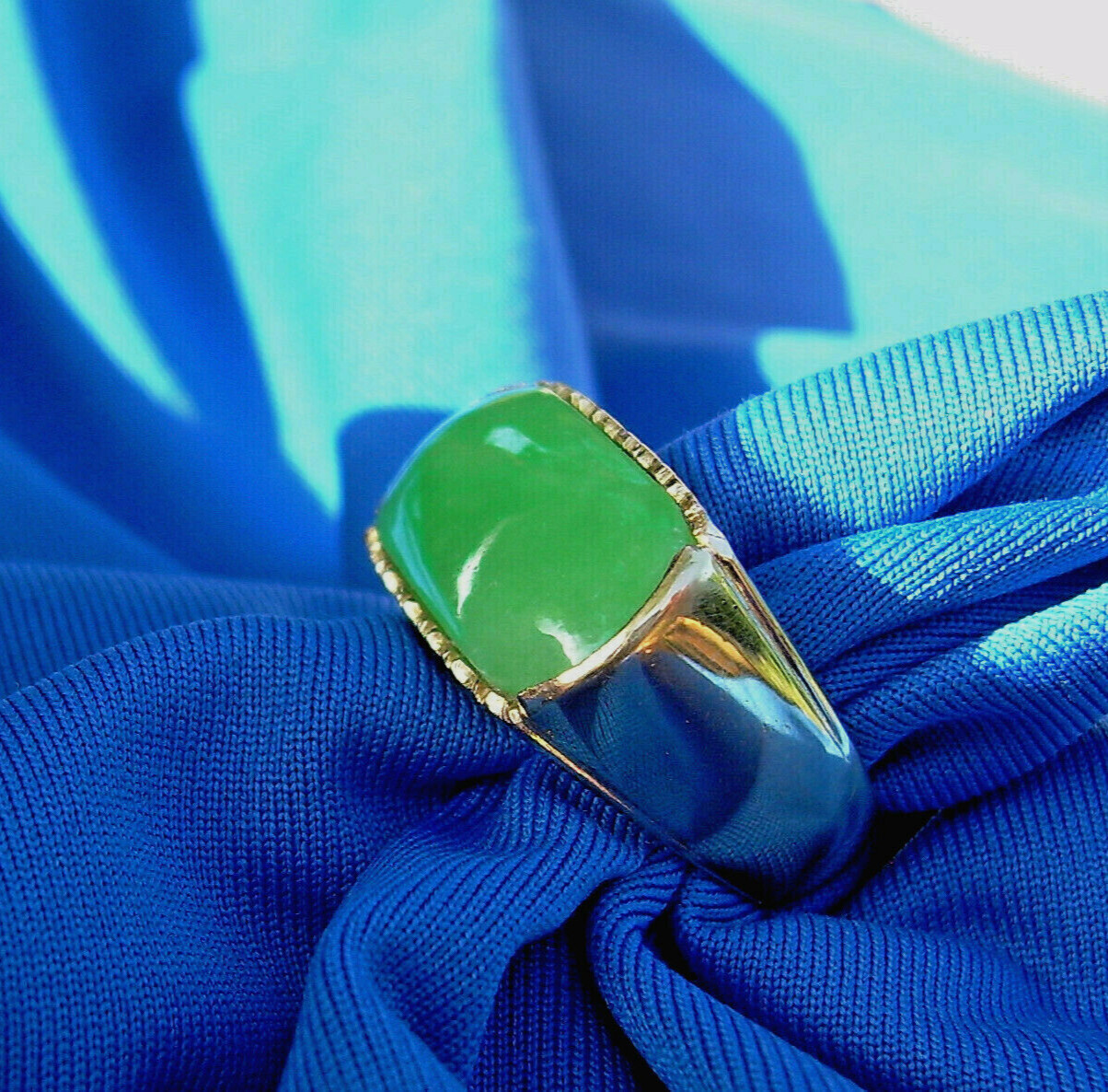 EARTH MINED Green Jadeite JADE Deco Ring Antique Solid 18K GOLD Size 8.75