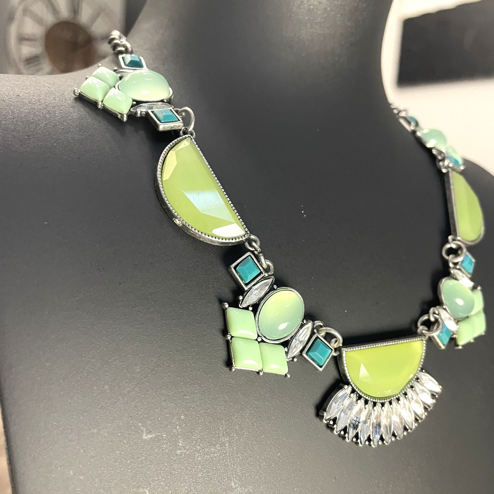Vintage Lia Sophia Geometric Multi Color Stone & Rhinestone Silver Tone Necklace