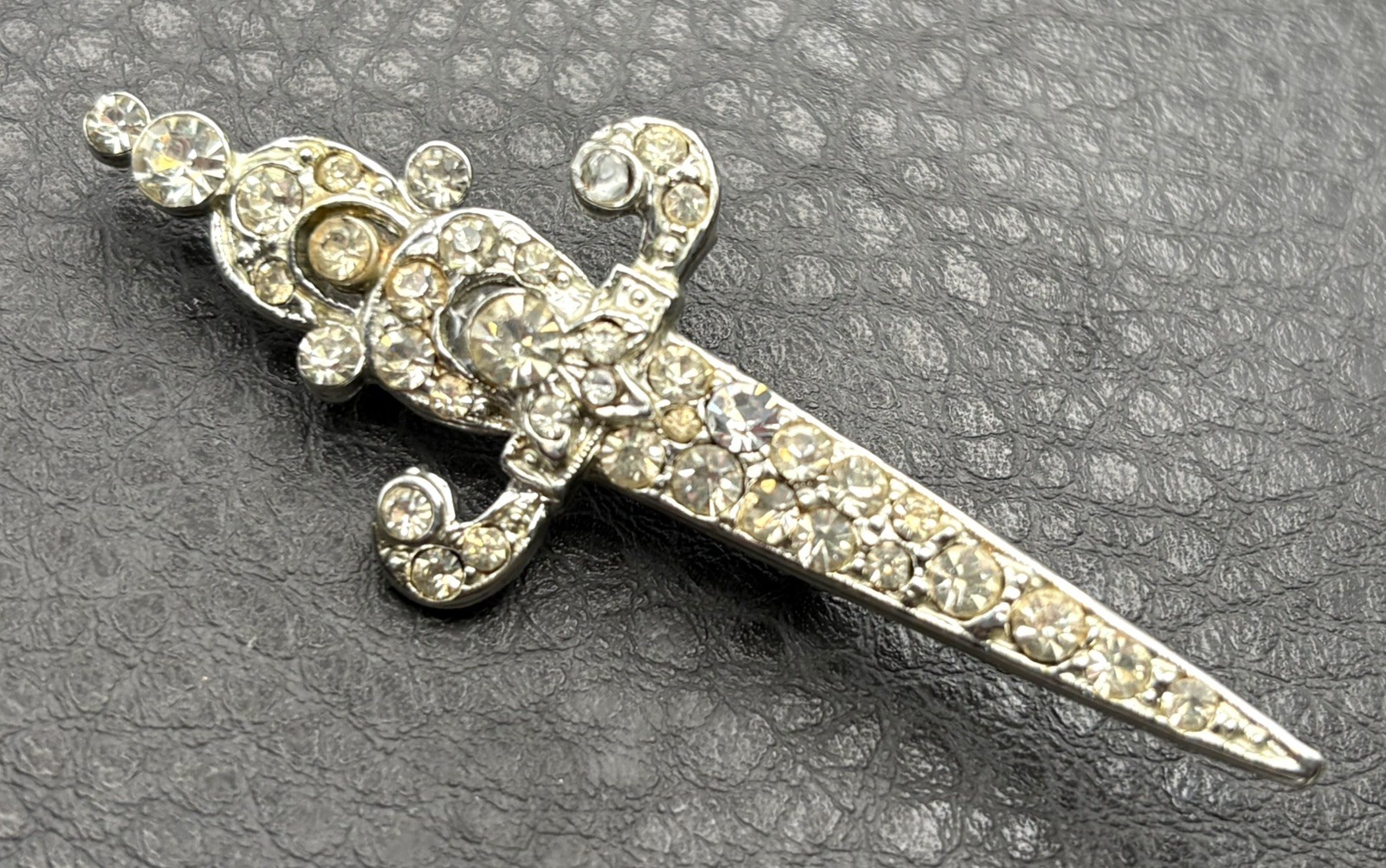 Vintage 1940s 50s Rhinestone Scimitar Sword Dagger Brooch Pin Silver Tone Coro?