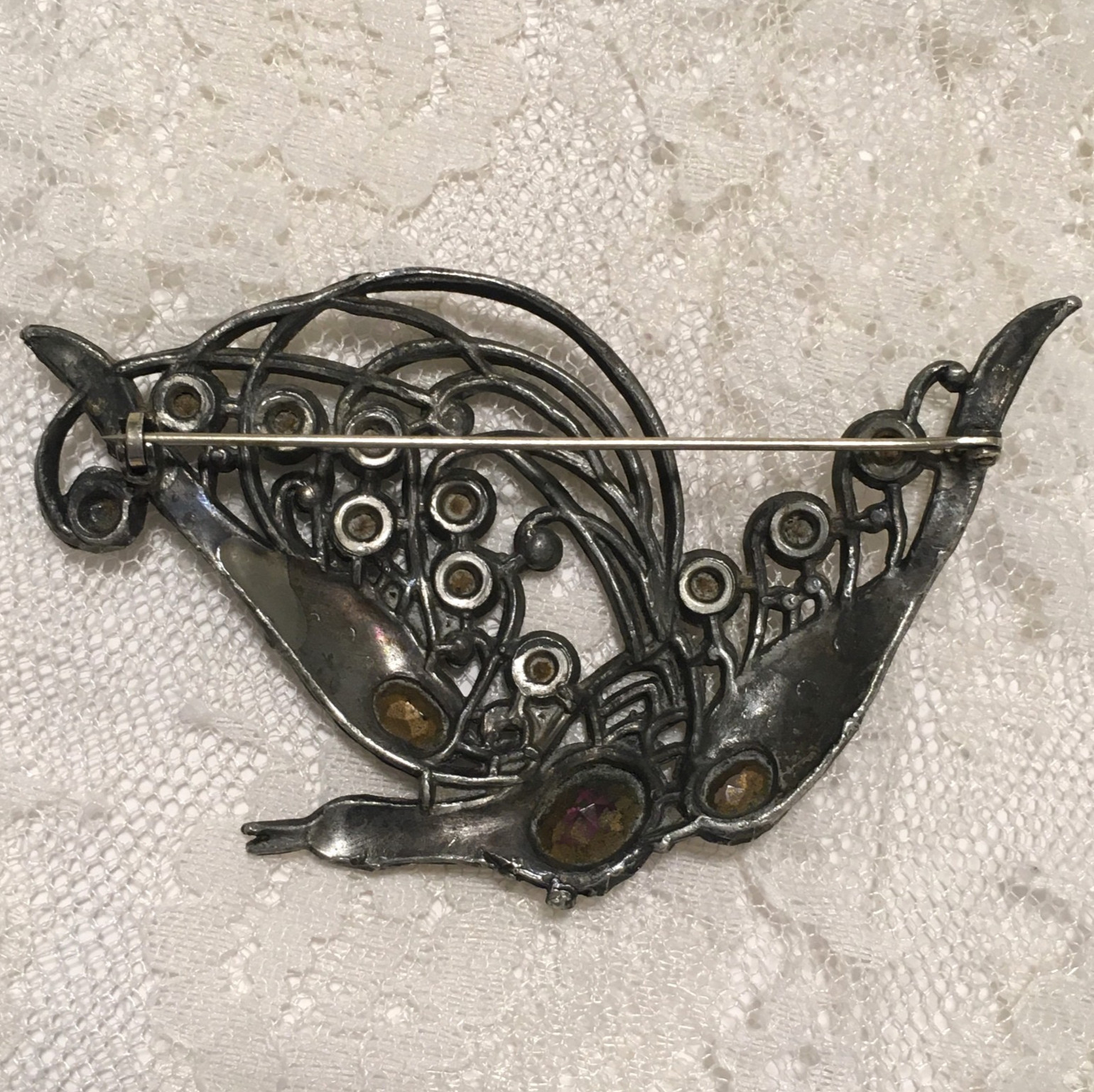 Vintage Pot Metal Art Deco Bird Brooch **4 Neck Stones Missing
