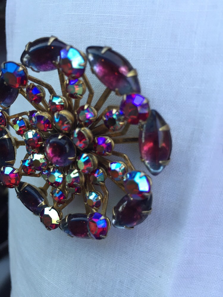 Vtg 60s pin rhinestone Red Purple Iridescent GoldTone Marquis Round Stones 2”