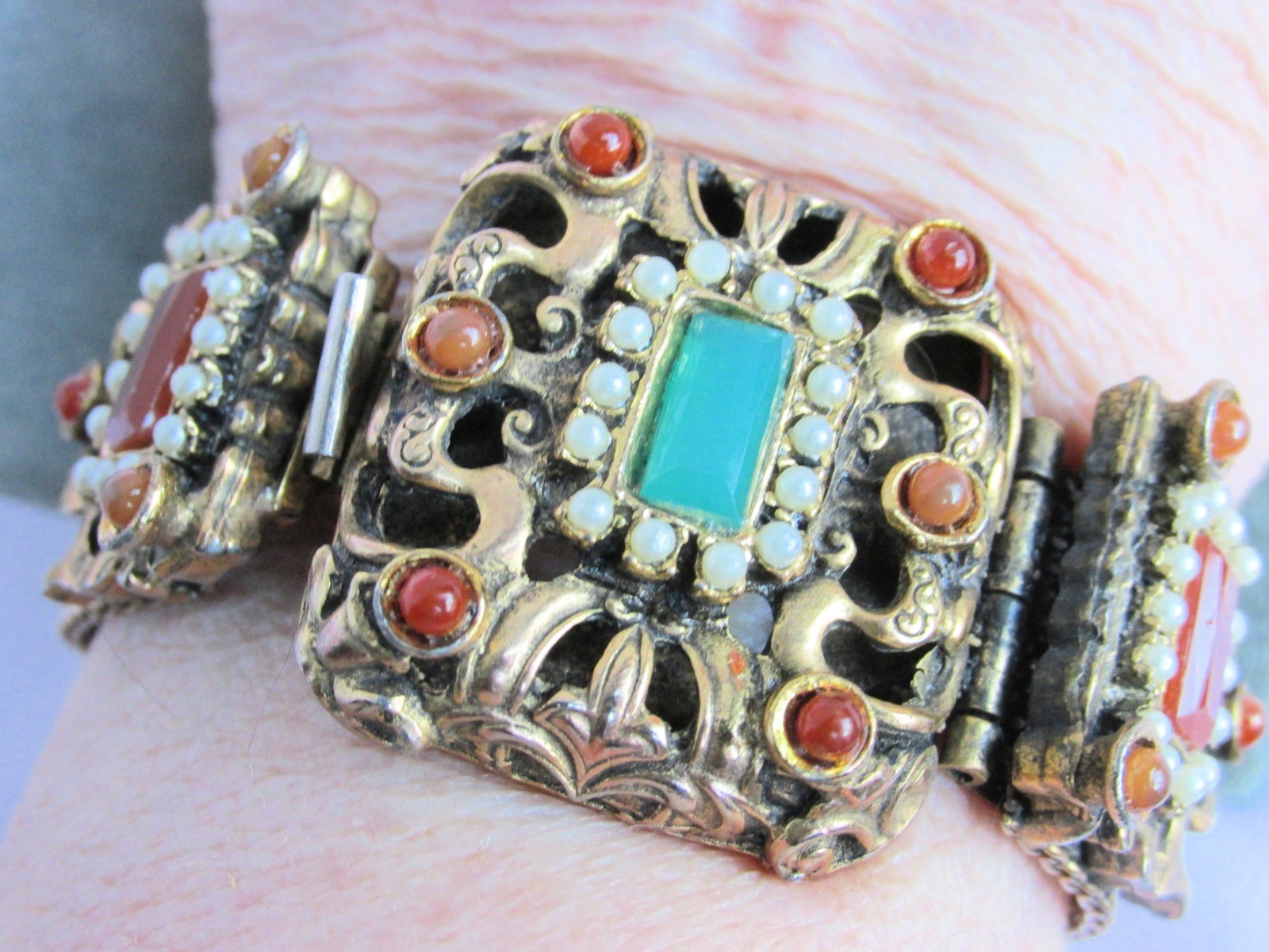 Antiqu Victorian Brass Mesh Faux Emerald Faux Carnelian Bracelet Intricate Clasp