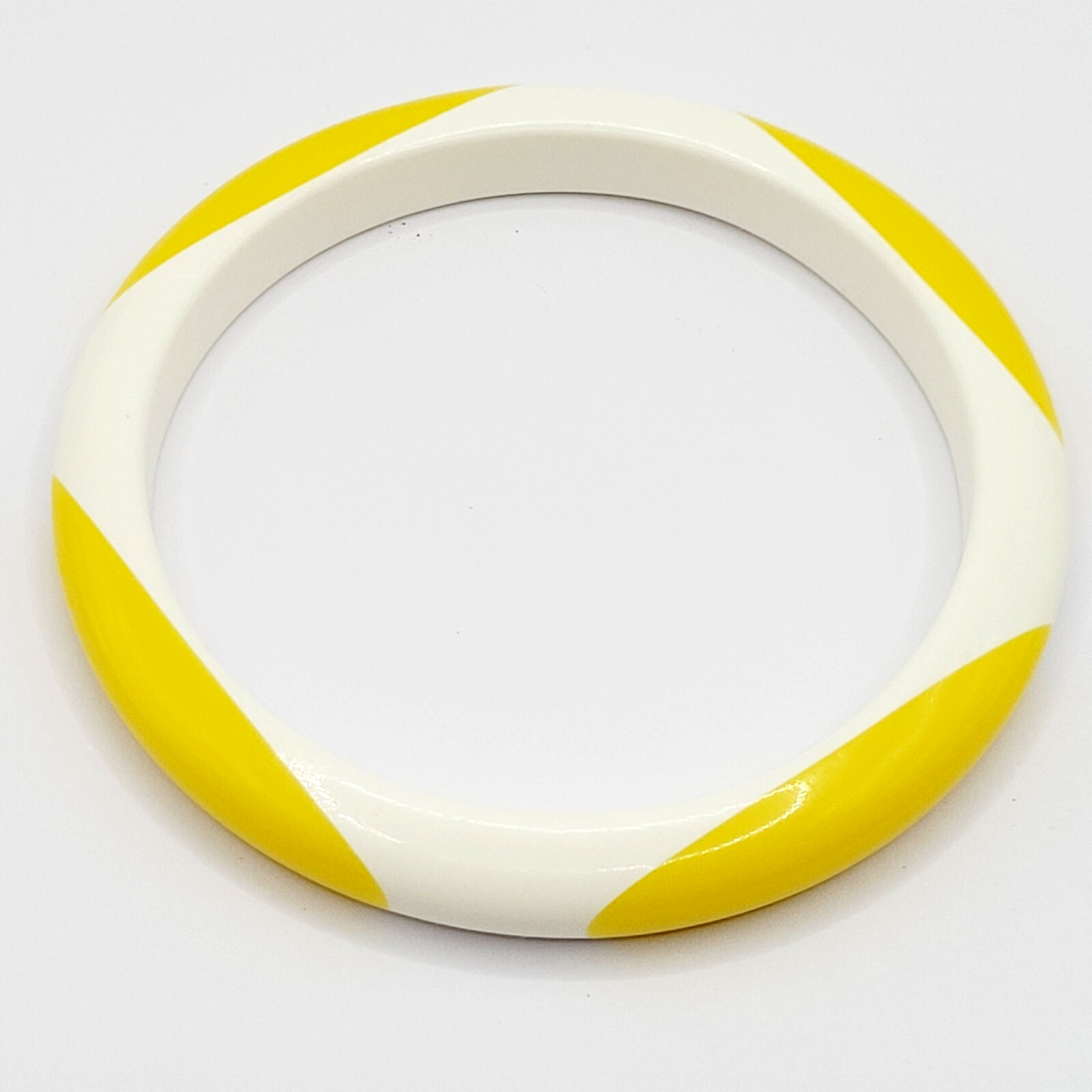 Yellow and White Lucite Vintage 1980s Bangle Bracelet Retro Style