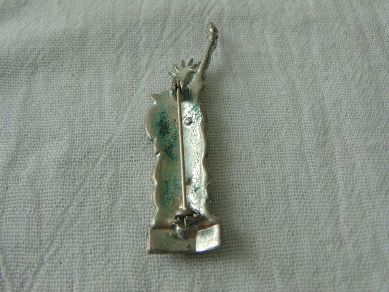 vintage antique unsigned Coro New York Statue of Liberty pin crystals enamel