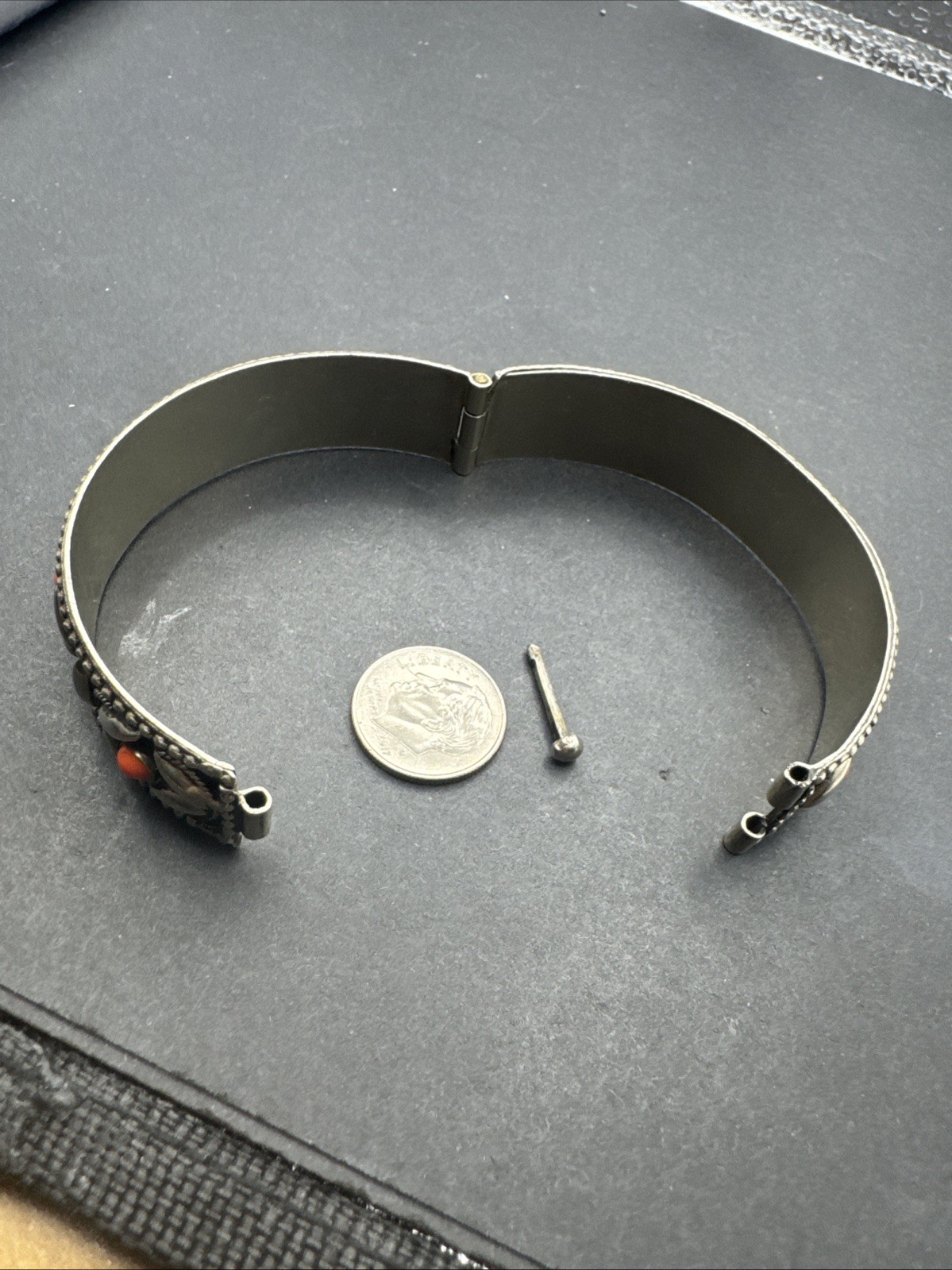 Vintage Silver Toned Hinged Bangle 2.5” Bracelet With Orange Stone 2.5” Opening