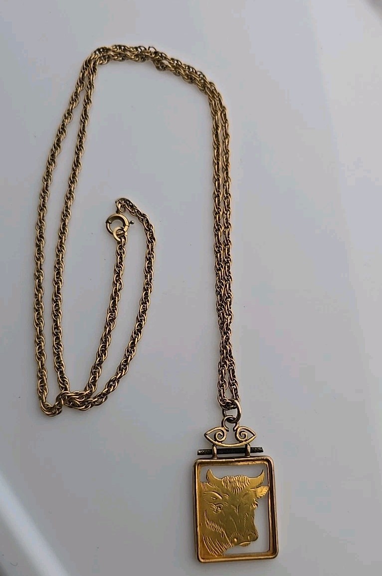 Victorian Binder Bros Chain Frame Bull Cow Pendant 1/20 12k Gold Filled 22″