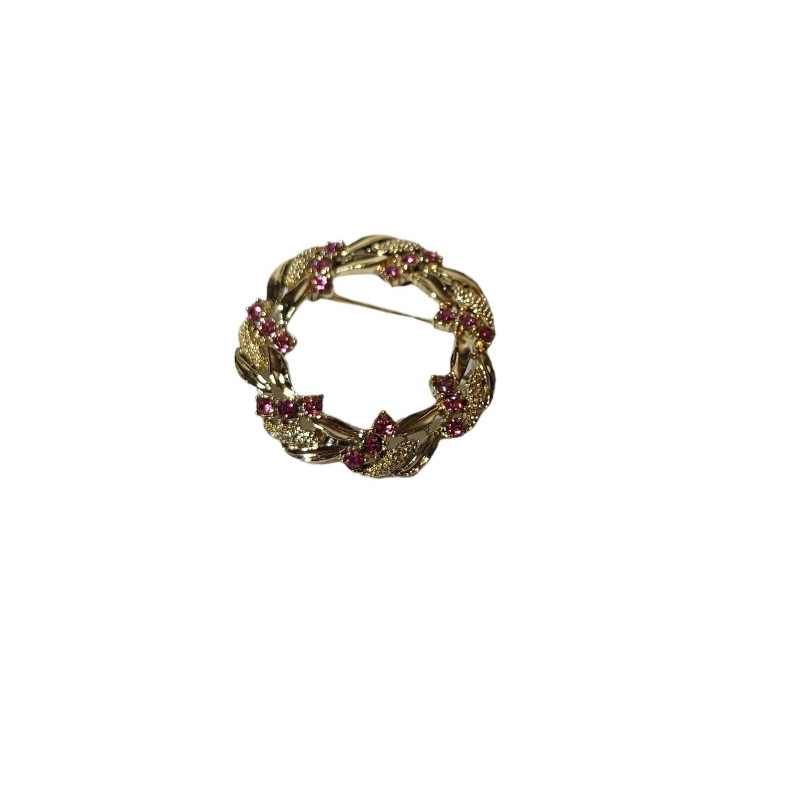 Vintage Signed Garry’s Brooch Gold Tone Pink Rhinestones Wreath Circle Floral