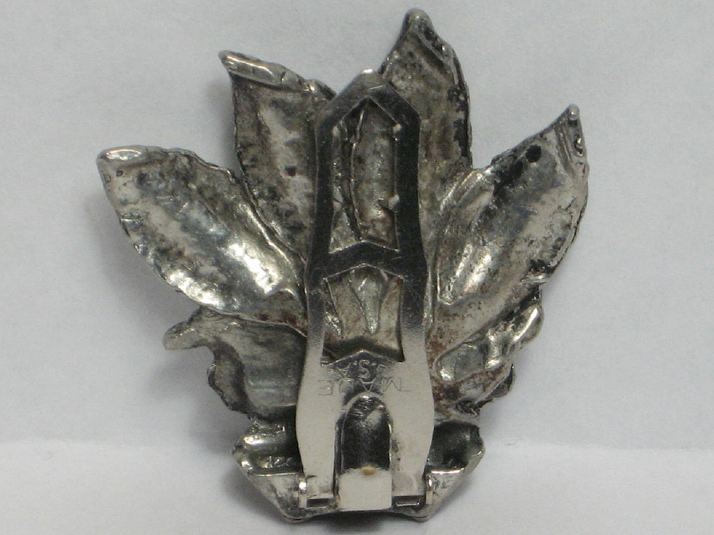 VINTAGE SILVER or PEWTER DRESS CLIP BROOCH FLOWERS IN VASE PLANTER