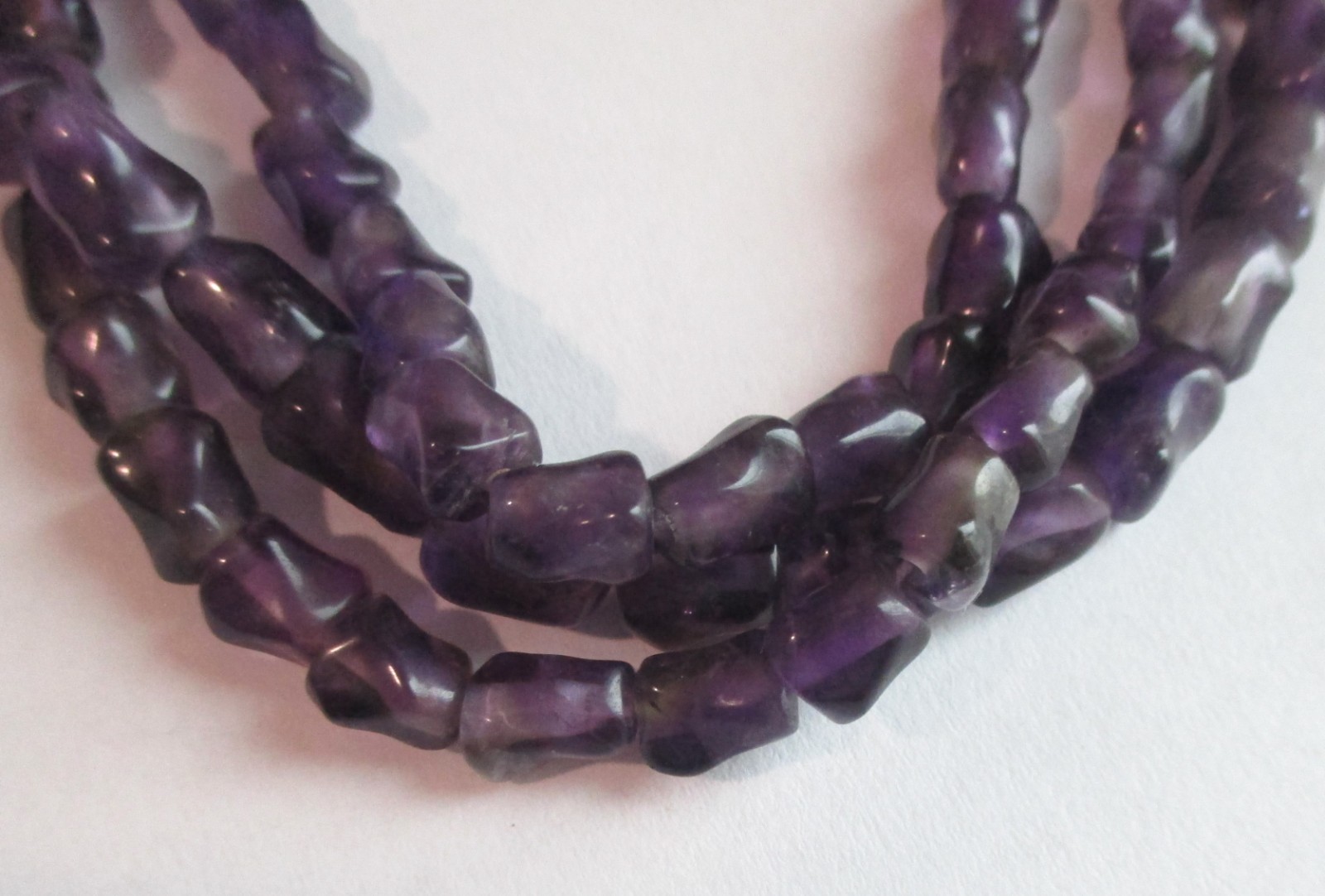 26in VINTAGE CHINESE EXPORT AMETHYST BEAD NECKLACE STERLING SILVER FLOWER CLASP