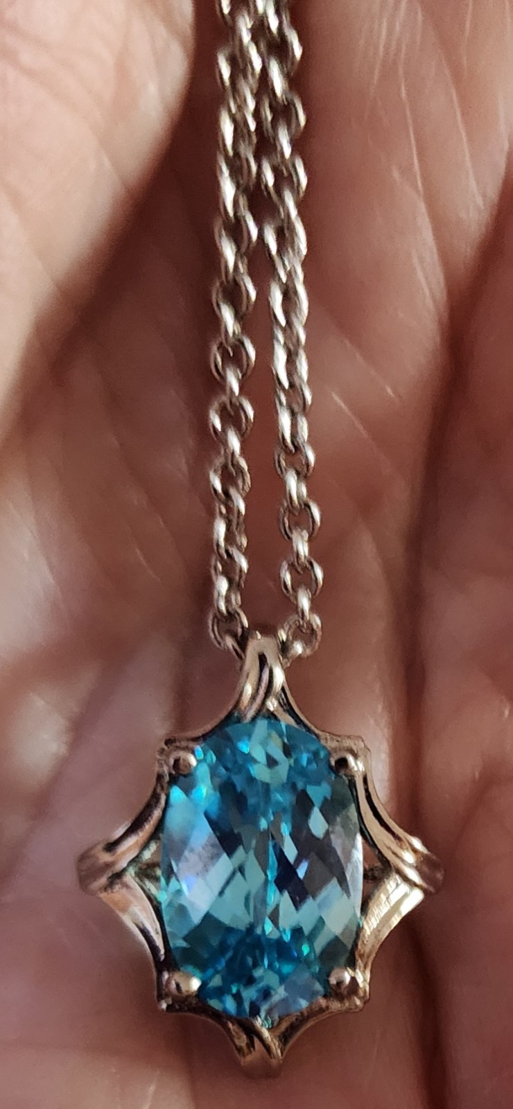 Vintage Silver-Tone Pendant Necklace Oval Cut Blue Stone