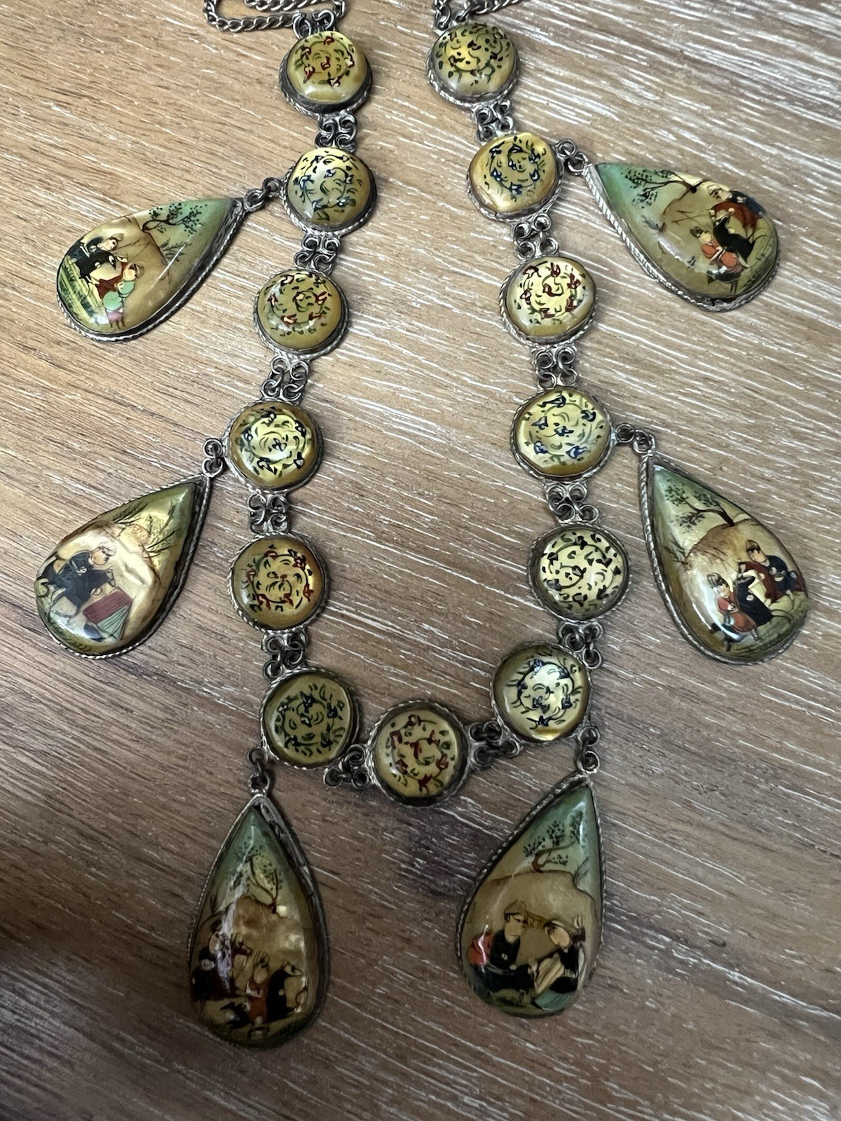 Asian Hand Painted Shell Necklace 7 Pendant and Bracelet RARE! Statement piece