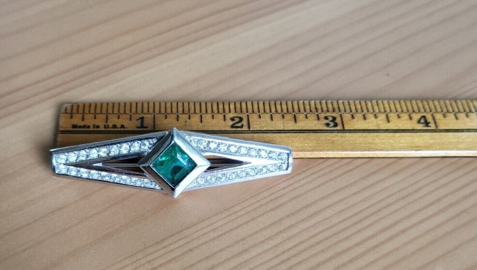 HENKEL & GROSSE Silver Tone Green Stone Rhinestones Bar Brooch Pin RARE 1980’s
