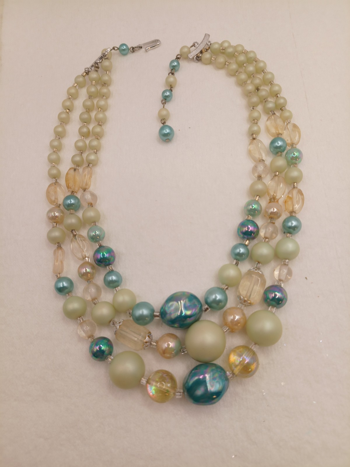 VNTG Japan Shades Of Blue Beaded 3strand Necklace And Matching Clip Earrings