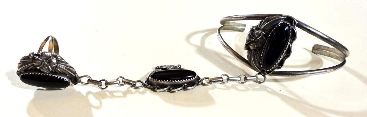 Sterling Silver Cuff Slave Bracelet – Ring Size 8 – Onyx Stone