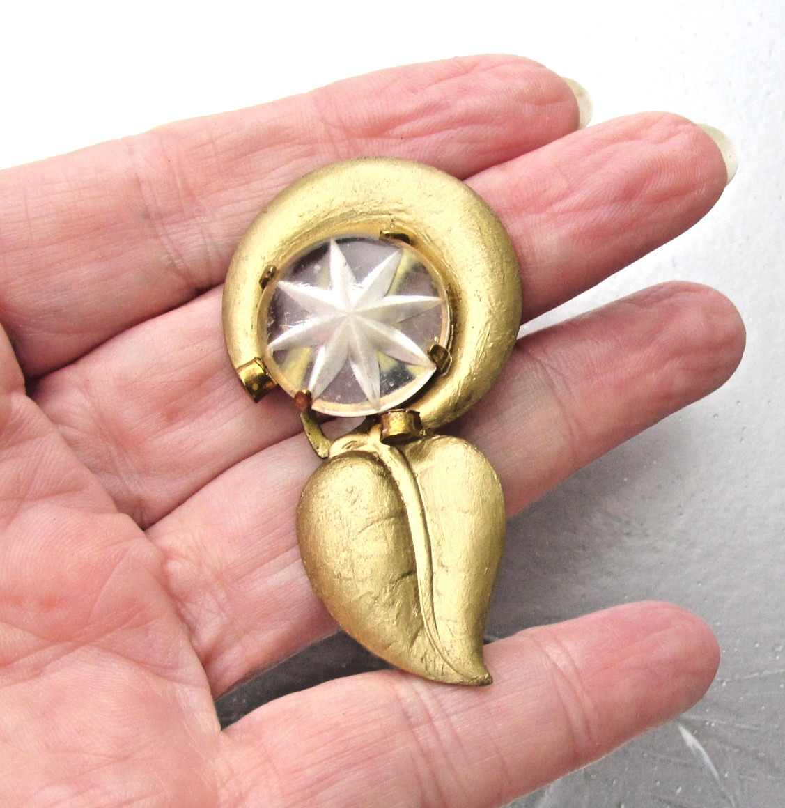 Vintage 1930s Art Deco STAR BURST Brass Dress Clip Brooch Pin