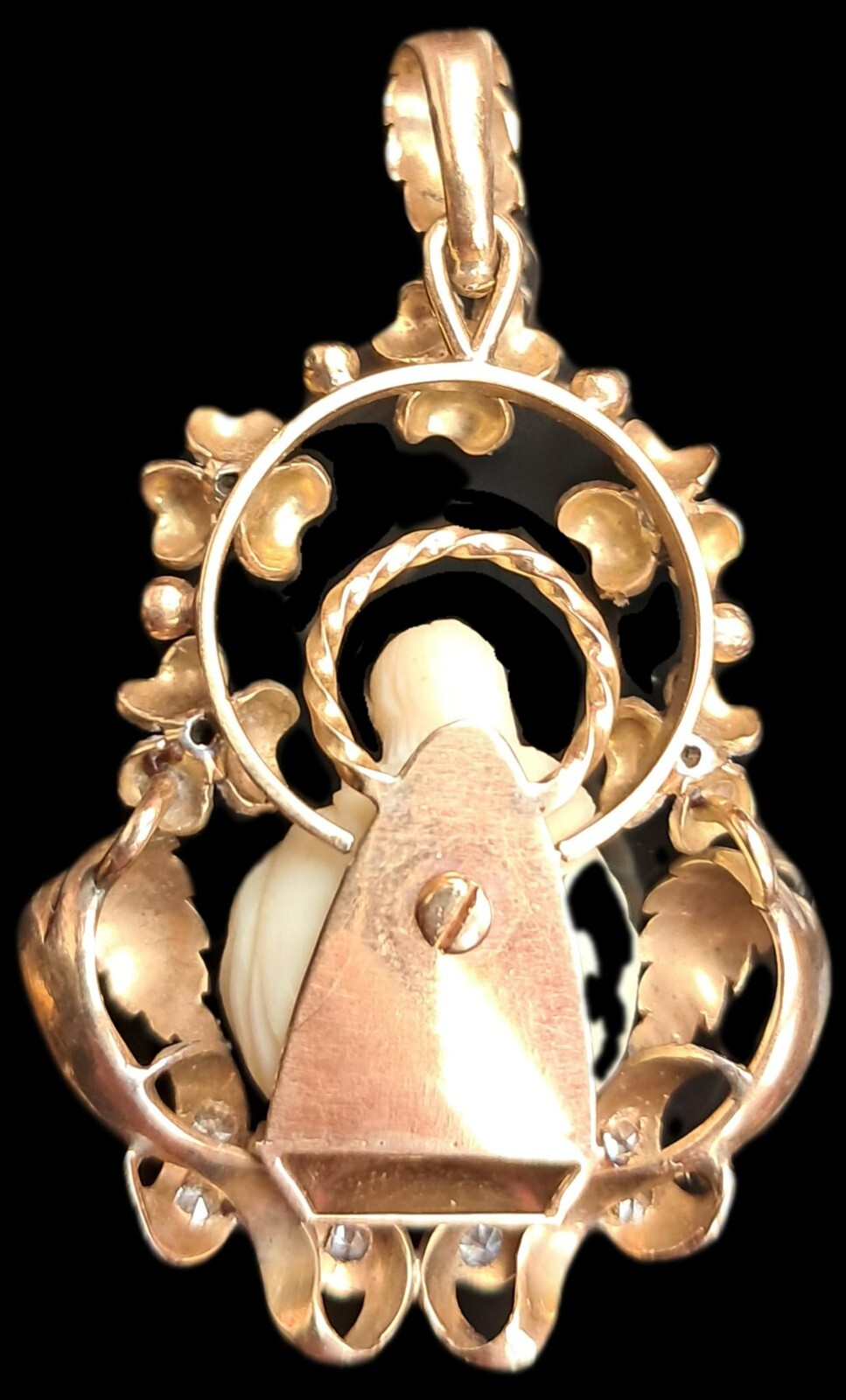 Antique Art Nouveau 18K Gold Virgin Mary Pendant Rose Cut Diamonds c1900