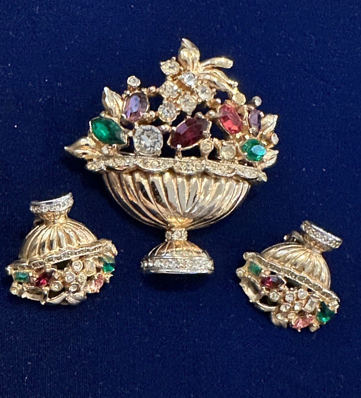 Coro Pegasus Signed Rhinestone Basket Brooch/Pin & Earrings Set Amazing READ