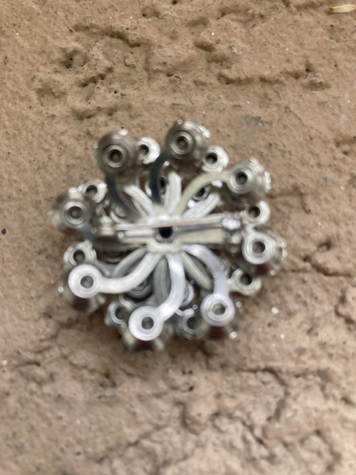 Vintage Silvertone Clear RHINESTONE Flower Pin Brooch – A Faceted Sparkler!