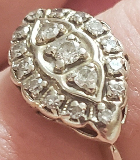 Vintage 14 Kt. Diamond Cluster “Princess” Ring Size 8