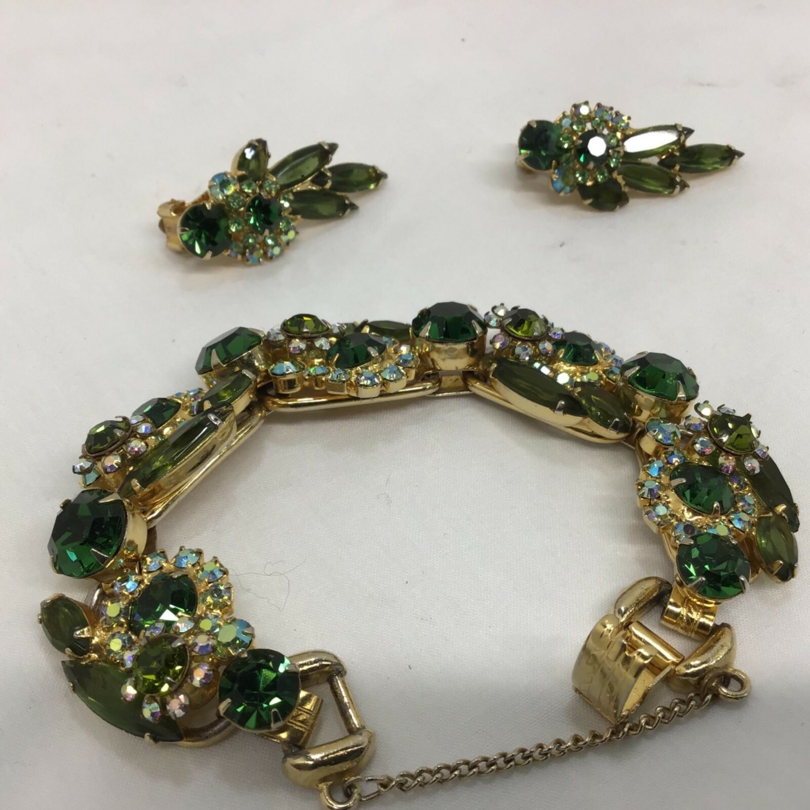 Juliana D&E Vtg 1950s Emerald Green Rhinestone Bracelet & Earrings Set